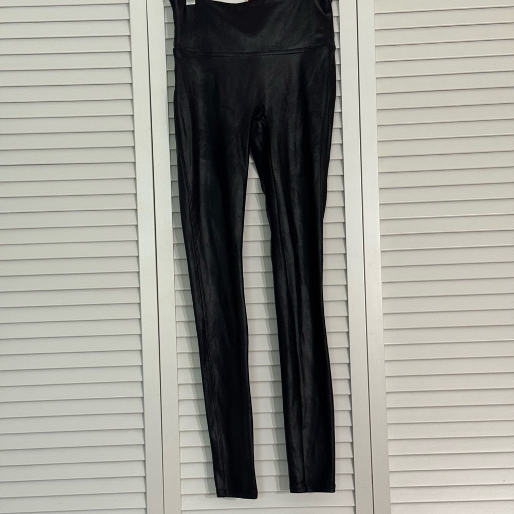 SPANX 2-for-1 Black Leggings Sz Small - Picture 2 of 6